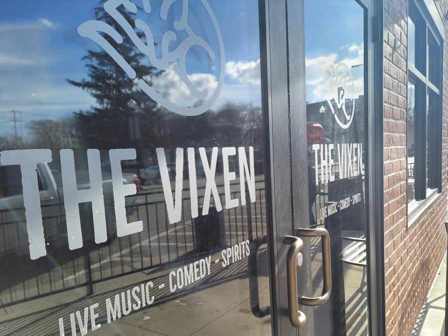 The+Vixen+officially+opened+on+Mar.+5+on+Green+St.+in+downtown+McHenry%2C+offering+new+entertainment+opportunities+for+the+community.