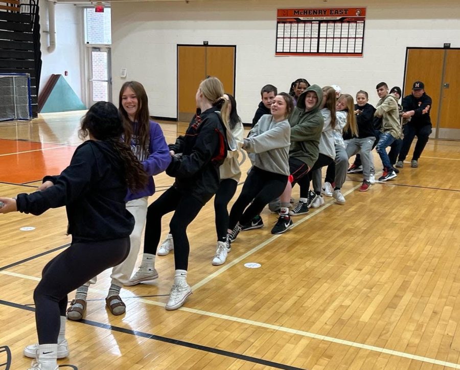 Freshmen from Swansons AIM battle in a tug-of-war competition on April 25 in the Freshman Campus main gym. Winners of the competition will compete during the Freshman Rally on Friday.