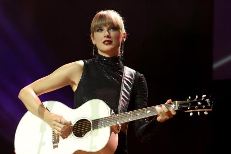 NSAI Songwriter-Artist of the Decade honoree Taylor Swift performs onstage during NSAI 2022 Nashville Songwriter Awards at Ryman Auditorium on Sept. 20, 2022, in Nashville, Tennessee.