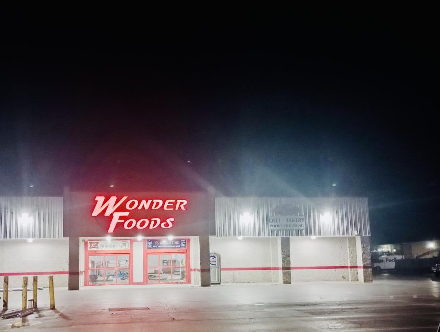 When+Wonder+Foods+closed+in+October%2C+people+in+lost+a+local+grocery+story+that+the+community+could+walk+to+on+foot.+Discount+stores+like+Dollar+Tree+wont+be+enough+to+fill+the+void.