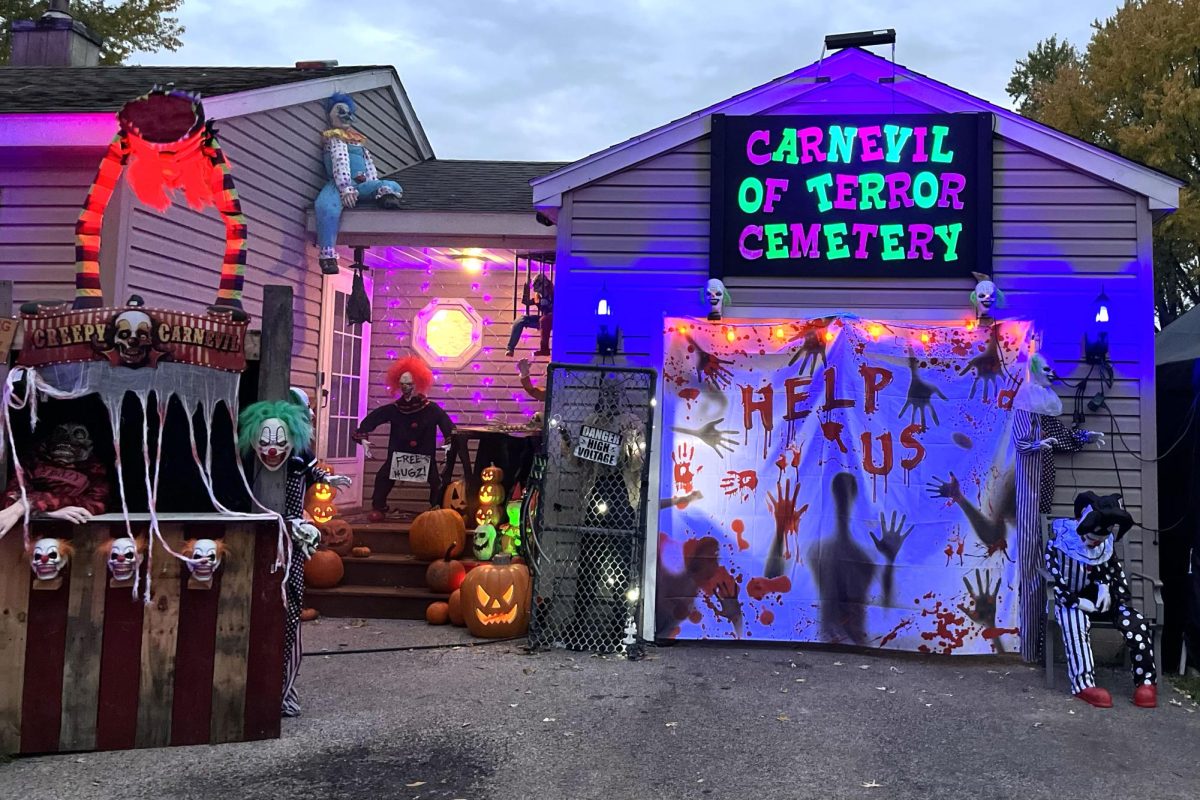 The+CarnEvel+in+McHenry+is+a+local+haunt%2C+a+private+residence+that+decorates+for+Halloween+and+invites+trick-or-treaters+to+enjoy+some+quick+scares.