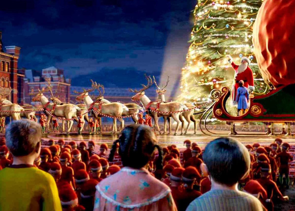 In+the+movie+The+Polar+Express%2C+the+main+character+and+his+friends+as+Santa+prepares+to+take+off+and+deliver+presents.+Movies+like+The+Polar+Express+have+become+childhood+staples+for+many+at+MCHS