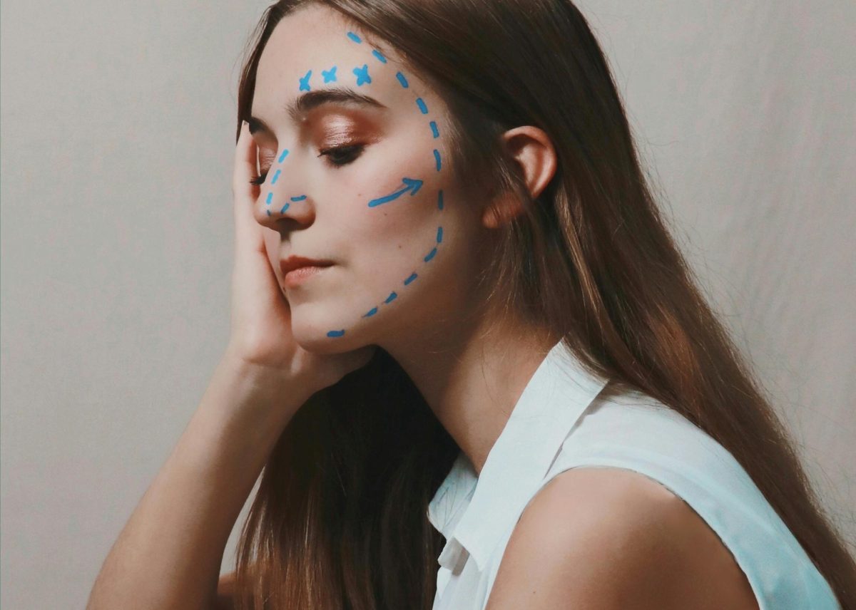 If someone has too much plastic surgery, they are fake and out of touch with reality, but if someone doesn’t have enough work done, they are unattractive and plain — at least when talking about celebrities. But this double-standard has gone too far.
